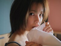 「HKT48 地頭江音々卒業写真集 ねね」より。©細居幸次郎 / 玄光社