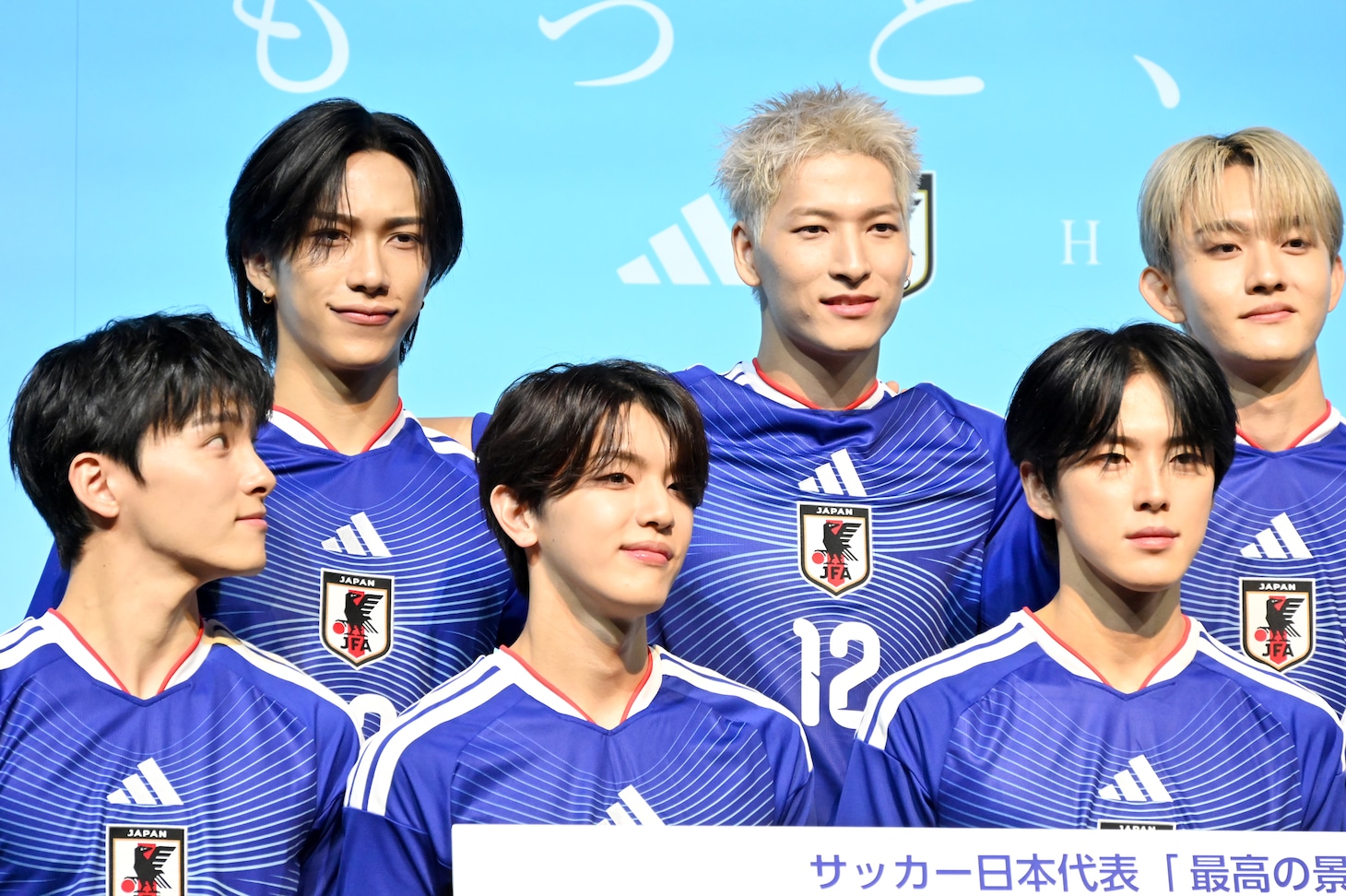 左上から時計回りに池﨑理人、金城碧海、田島将吾、河野純喜、髙塚大夢、川西拓実。