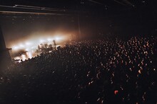 「the cabs tour 2025 “再生の風景”」の会場の様子。（Photo by Kazma Koyabashi）
