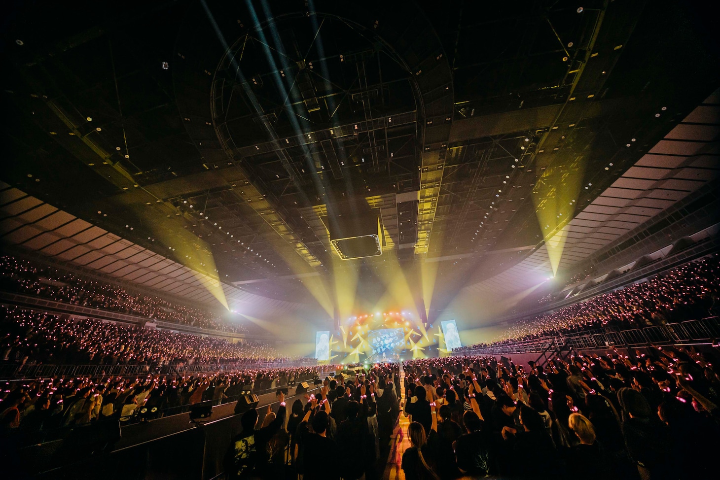 「Reol Oneman Live『美辞学』 in YOKOHAMA ARENA」の様子。（撮影：横山マサト）