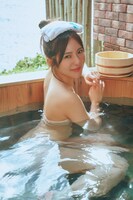 大塚七海（NGT48）の1st写真集より。©KADOKAWA / 写真：岡本武志