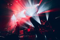 「センチミリメンタル LIVE TOUR 2025 “カフネ”」ファイナルの様子。（撮影：山川哲矢）