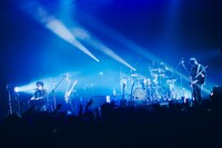 「センチミリメンタル LIVE TOUR 2025 “カフネ”」ファイナルの様子。（撮影：山川哲矢）