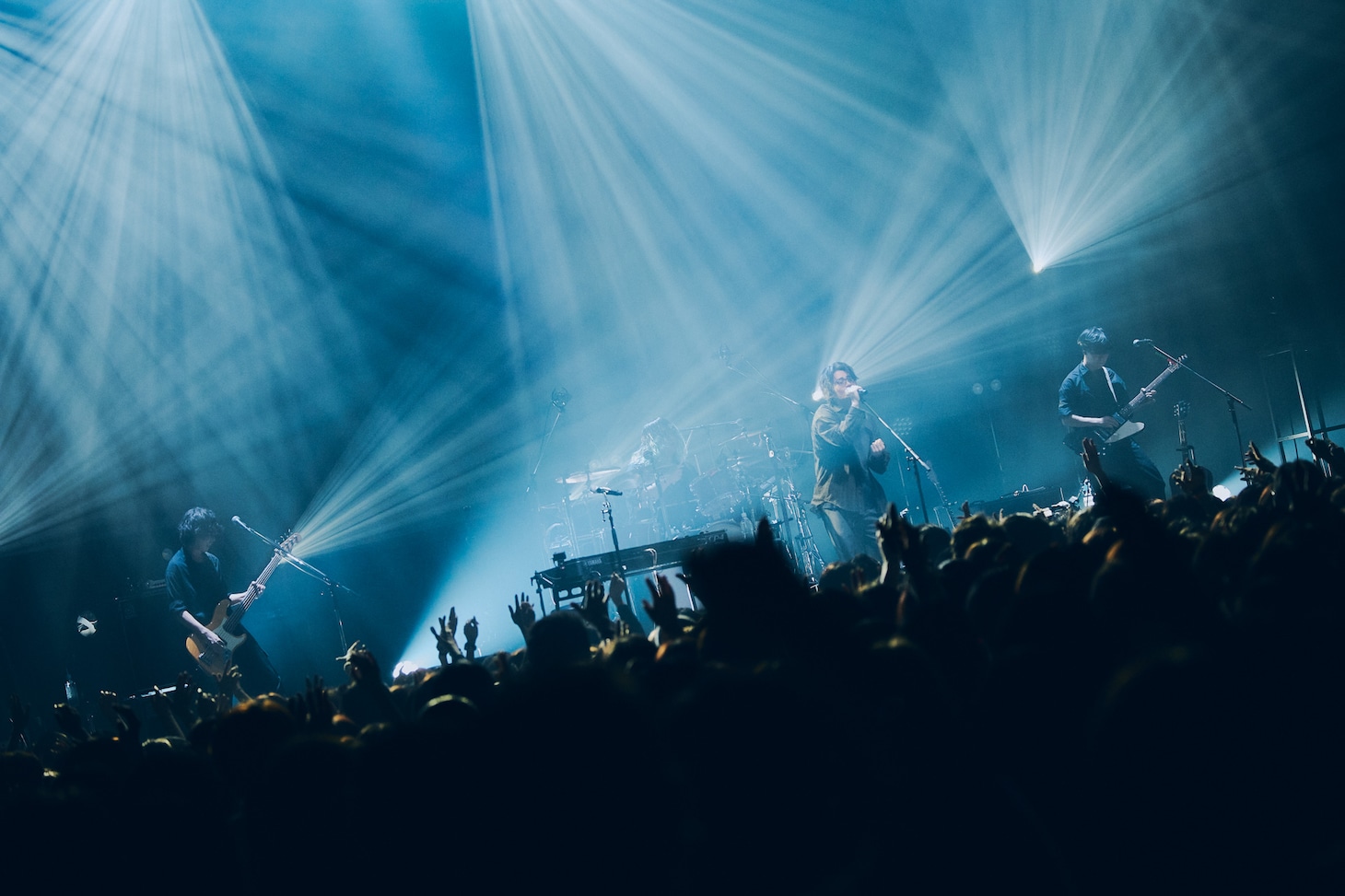 「センチミリメンタル LIVE TOUR 2025 “カフネ”」ファイナルの様子。（撮影：山川哲矢）