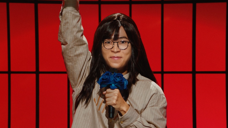 新テレビCM「ジャンボ宝くじ『年末ジャンボ交響曲』篇」より。