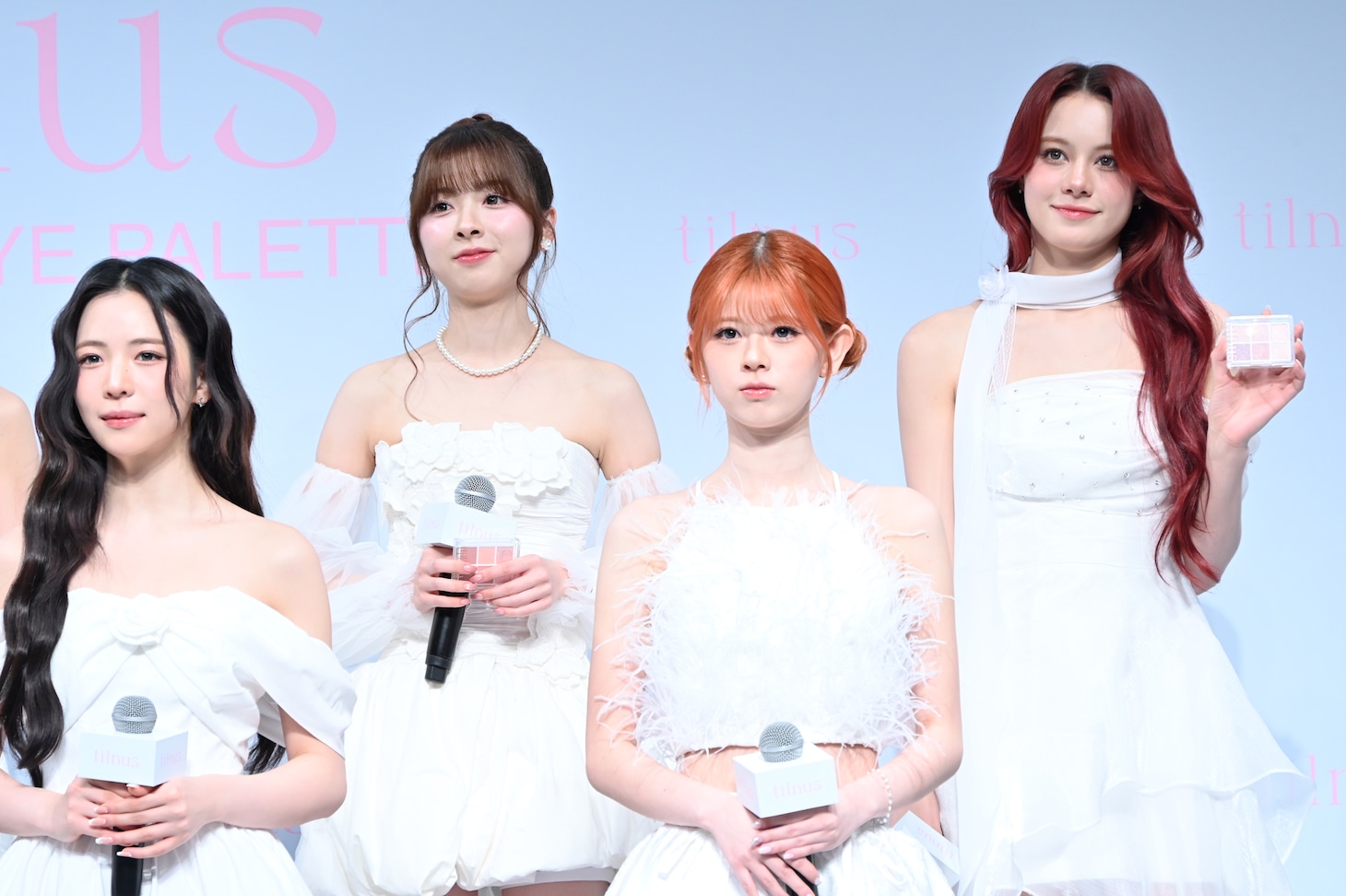 左からMAYA、MIIHI、RIKU、NINA。