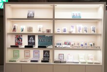 「Perfume COSTUME MUSEUM FINAL EDITION」グッズ販売エリア。