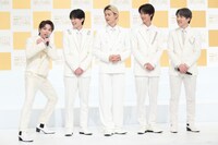 めちゃくちゃキレのある「イイじゃん」披露を約束する塩﨑太智（左）。