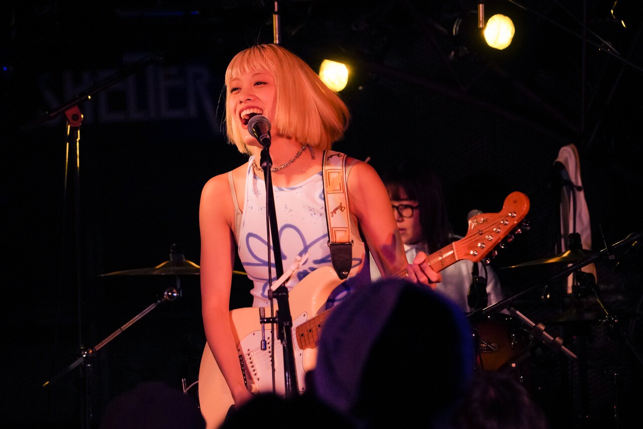 岸本ゆめの、下北沢SHELTERで熱演「私はこれからもっともっと強靭になっていくんで」