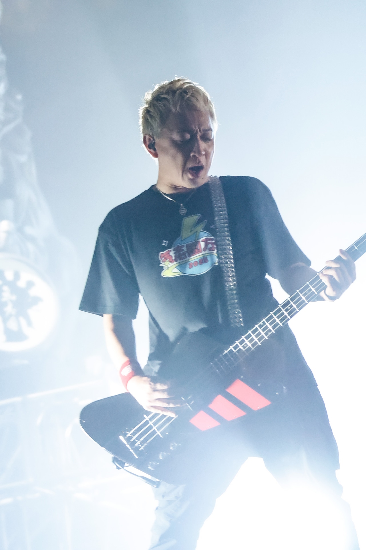 NAOKI（B, Vo / 10-FEET）（撮影：平野タカシ）