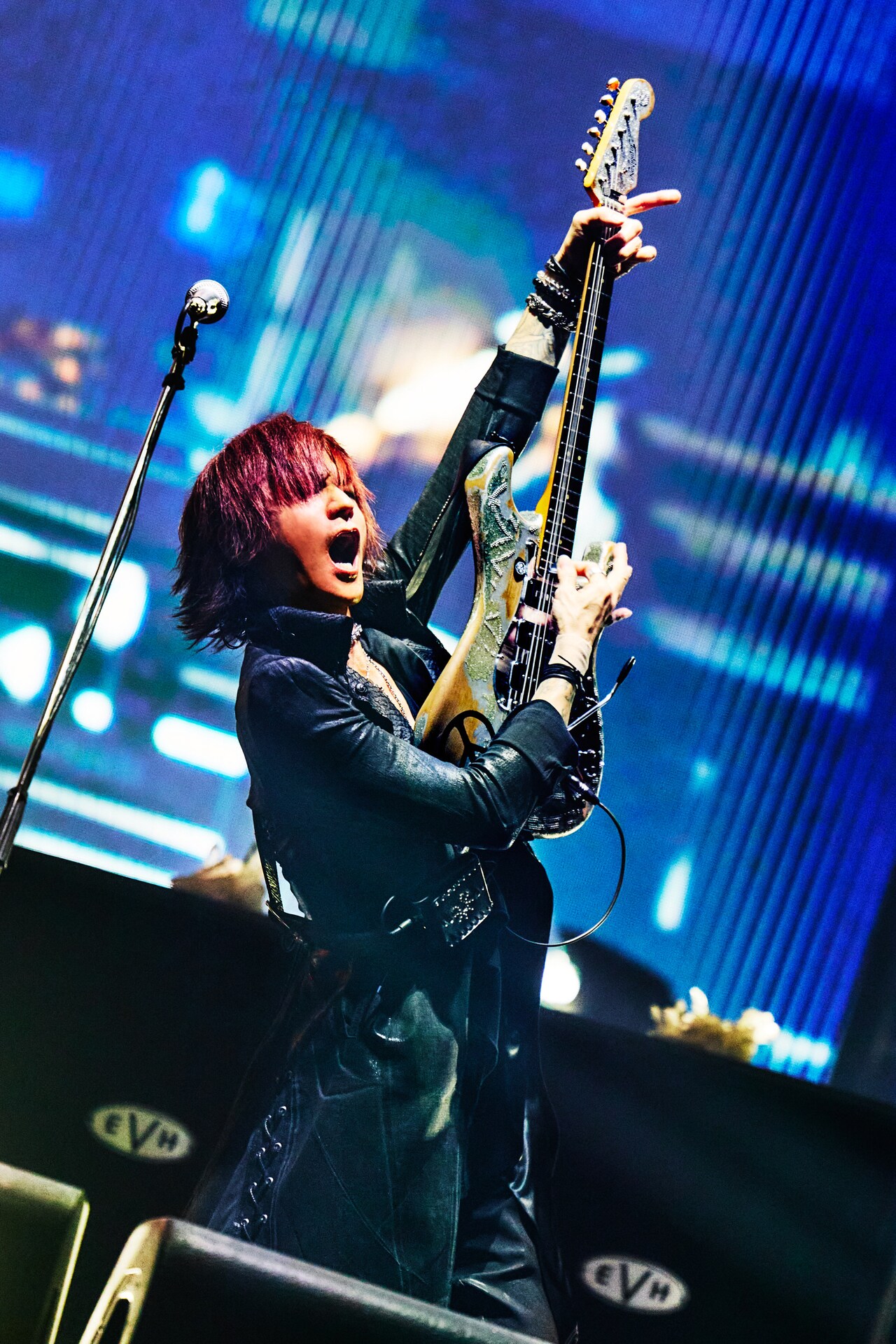 SUGIZO（G, Violin / LUNA SEA） - LUNA SEAは止まらない！ 仲間との絆