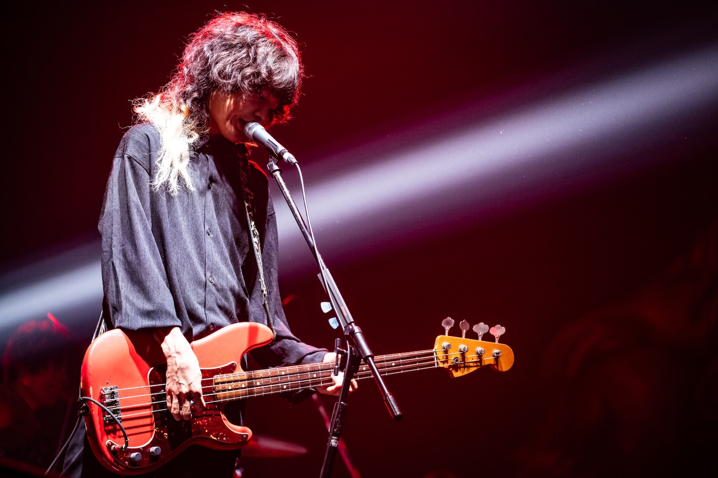 長谷川カオナシ（B / クリープハイプ）（撮影：釘野孝宏）