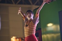 DJブースに登場した林祐衣。（撮影：中野修也）