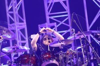 河本あすか（Dr / 打首獄門同好会）（撮影：平野タカシ）