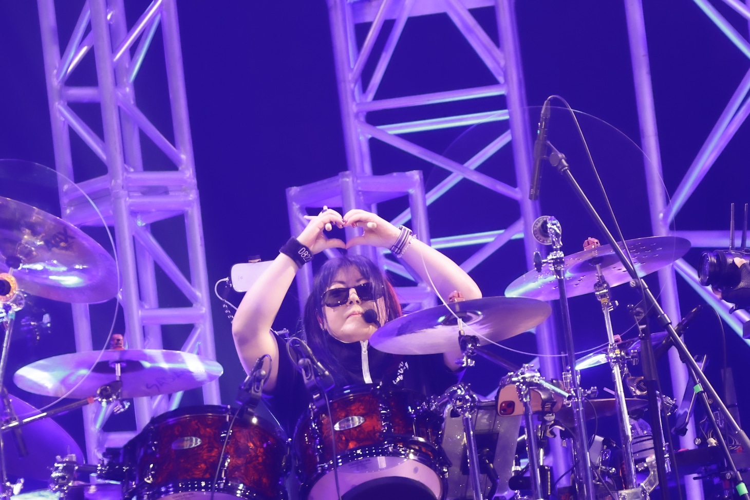 河本あすか（Dr / 打首獄門同好会）（撮影：平野タカシ）