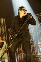 柳家睦（Vo）（撮影：平野タカシ）