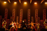 柳家睦＆THE RATBONES（撮影：平野タカシ）