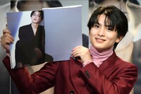 お気に入りカットのページを開く柏木悠（超特急）。