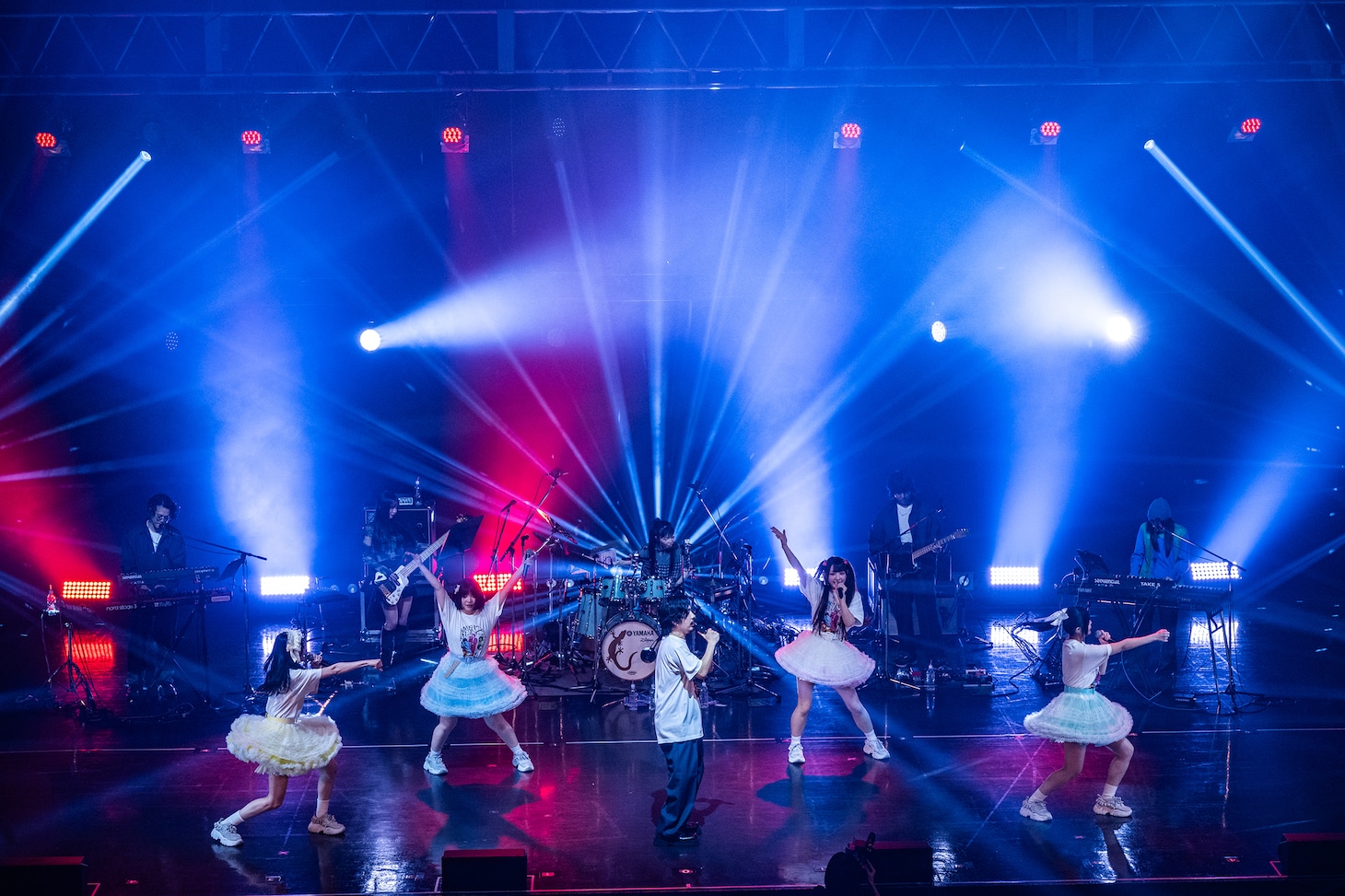 清 竜人25「KIYOSHI RYUJIN25 THE BAND LIVE」神奈川公演の様子。