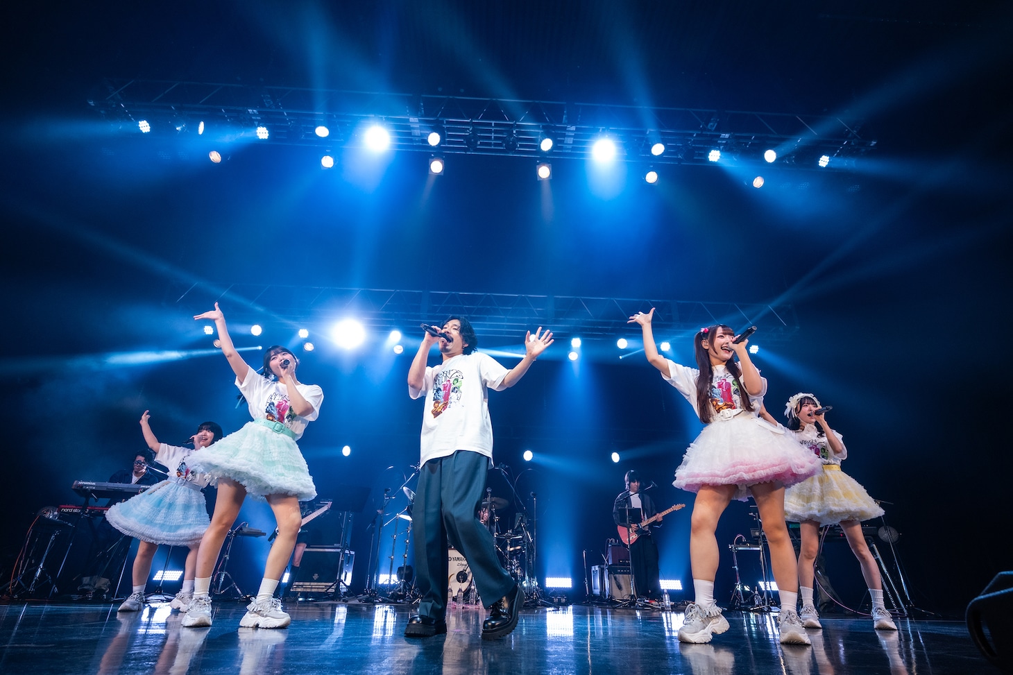 清 竜人25「KIYOSHI RYUJIN25 THE BAND LIVE」神奈川公演の様子。