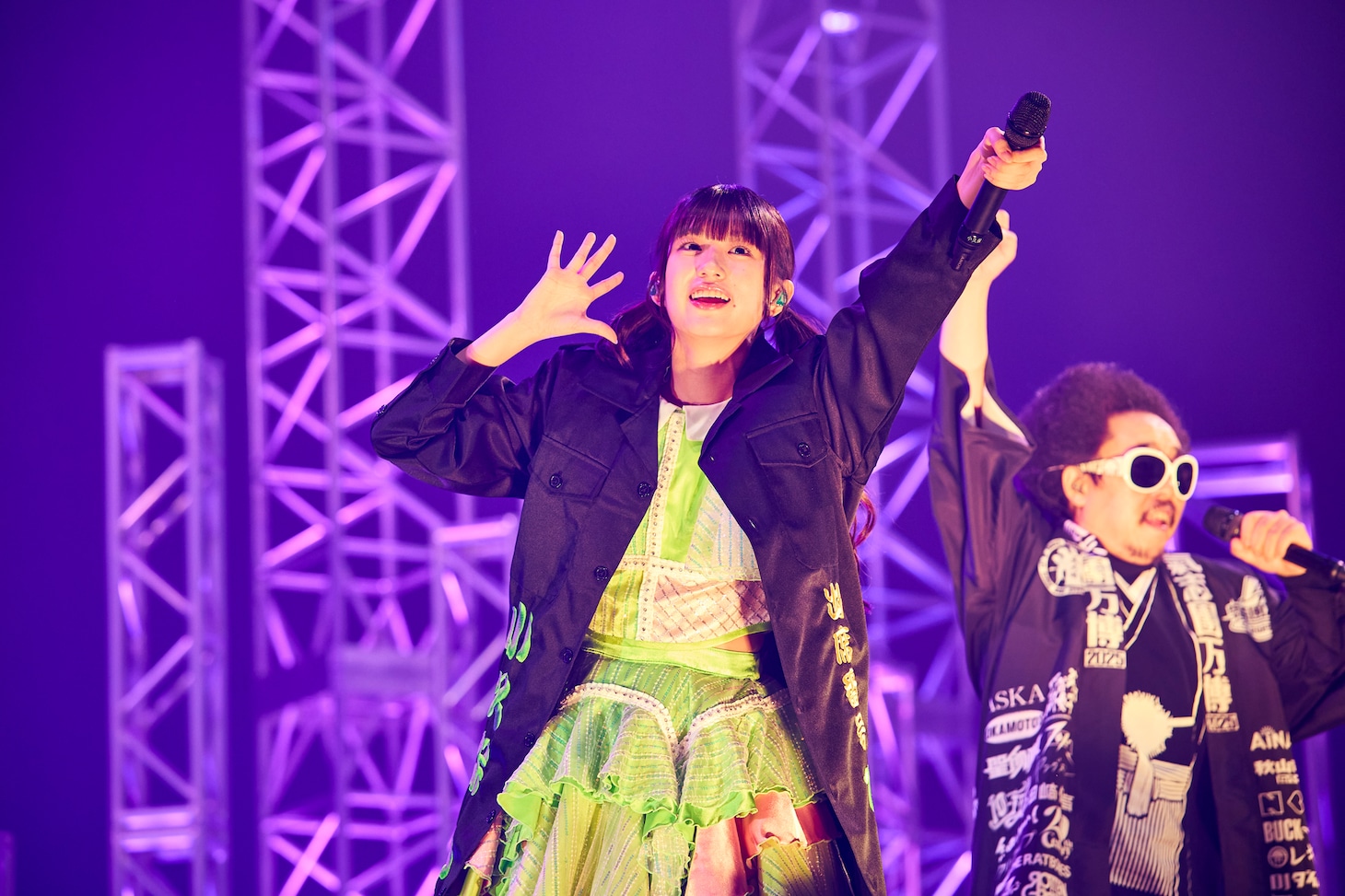 小久保柚乃（私立恵比寿中学）とレキシこと池田貴史。（撮影：中野修也）