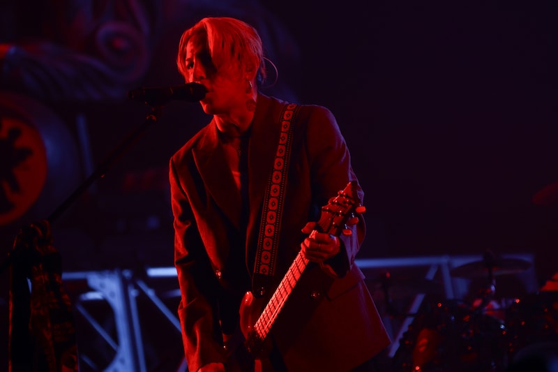 Kj（Vo, G / Dragon Ash）（撮影：平野タカシ）