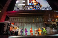 超ときめき♡宣伝部が歌舞伎町タワー前に登場！人気投票で選ばれた楽曲などをパフォーマンス