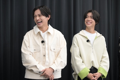 timeleszの（左から）猪俣周杜、松島聡