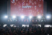 「HAPPY CREATORS 1st Anniversary Live -はっぴー創造記念日！-」の様子。