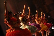 「HAPPY CREATORS 1st Anniversary Live -はっぴー創造記念日！-」の様子。