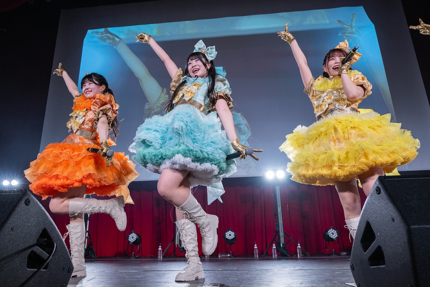 「HAPPY CREATORS 1st Anniversary Live -はっぴー創造記念日！-」の様子。