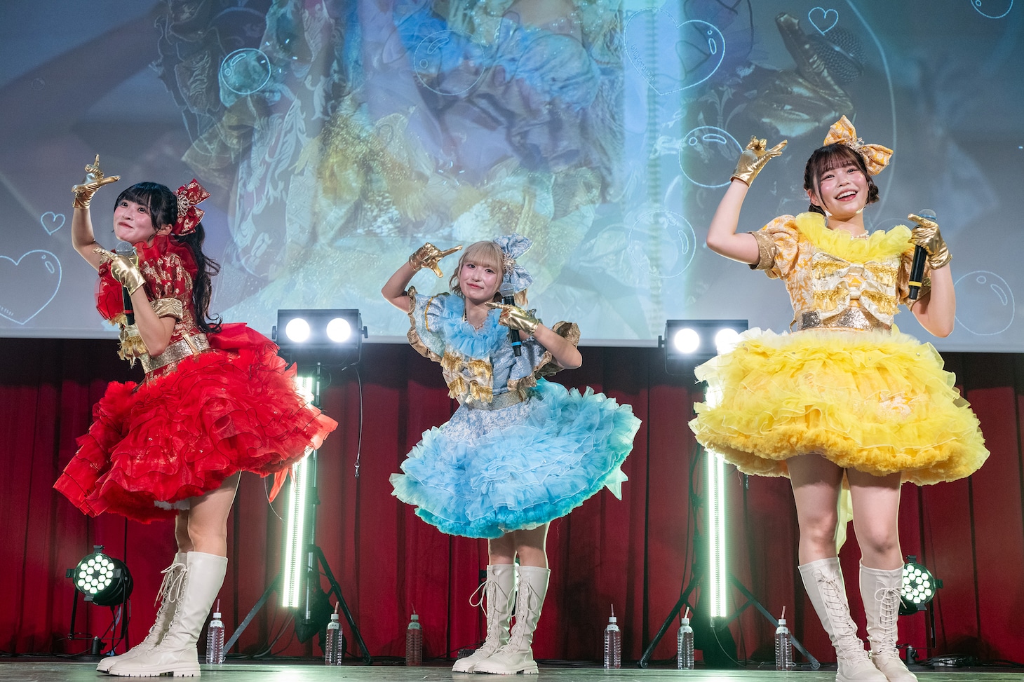 「HAPPY CREATORS 1st Anniversary Live -はっぴー創造記念日！-」の様子。