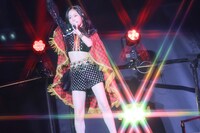 Juice=Juiceは11人全員がクイーン！「盛れ！ミ・アモーレ」2回披露で1万人のファン爆発