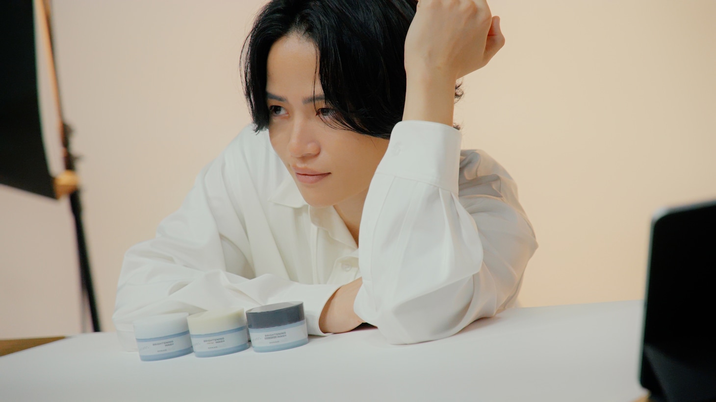 CM撮影に挑む菊池風磨。