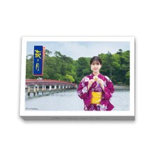 「『乃木坂46 久保史緒里の宮城・仙台 旅しおり』萩の月メモリアルパッケージ」小箱イメージ