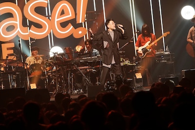 「Makihara Noriyuki Concert 2025 Buppu Label 15th Anniversary “Showcase the Live!”」の様子。（撮影：三浦憲治［ライトサム］、永井峰穂［ライトサム］）