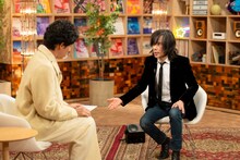 「SONGS」より。左から大泉洋、宮本浩次。©︎NHK