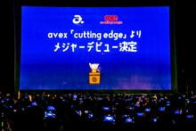 Chevon「よしなに～全国編～」Zepp Haneda（TOKYO）公演よりメジャーデビュー発表時の様子。（撮影：タカギユウスケ）