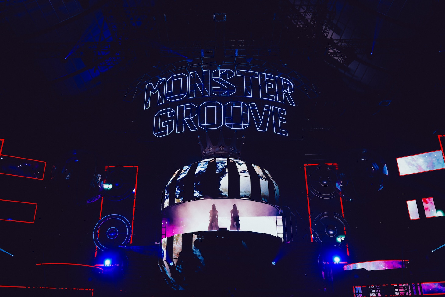 「日向坂46 ARENA TOUR 2025『MONSTER GROOVE』」の様子。©Seed & FlowerLLC