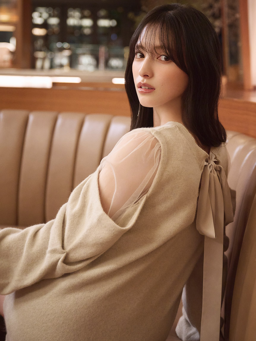 「2025 HOLIDAY collection feat.Aki Suda」に起用された菅田愛貴。