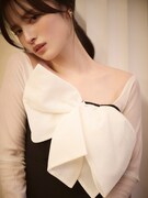 「2025 HOLIDAY collection feat.Aki Suda」に起用された菅田愛貴。