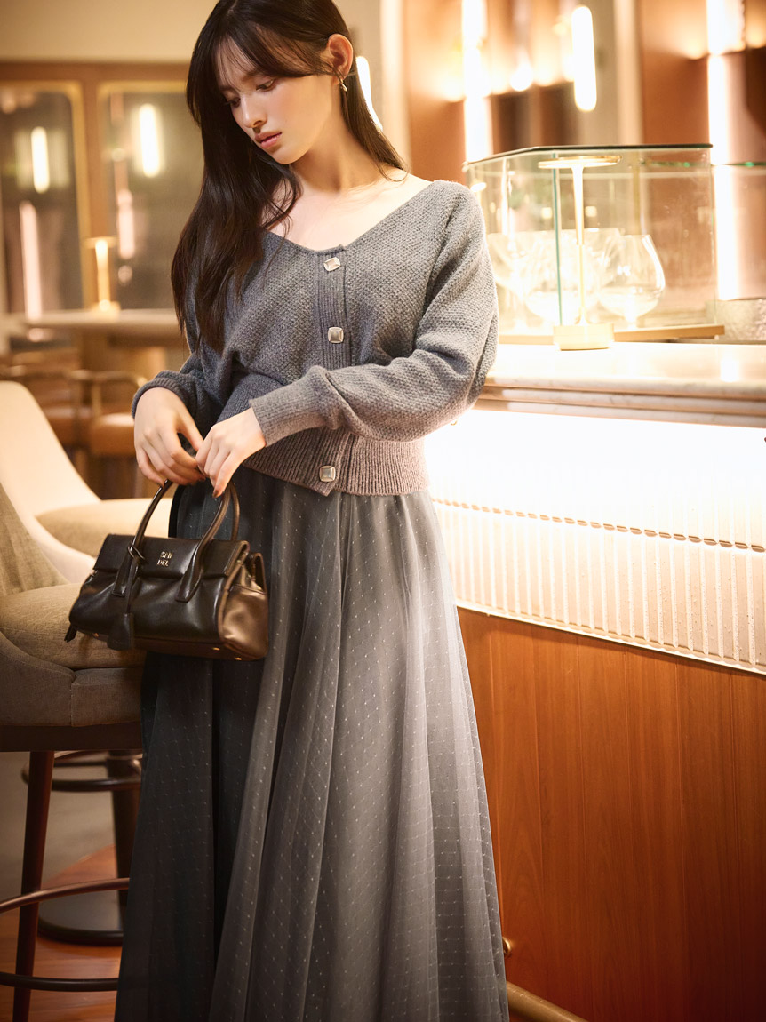 「2025 HOLIDAY collection feat.Aki Suda」に起用された菅田愛貴。