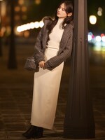 「2025 HOLIDAY collection feat.Aki Suda」に起用された菅田愛貴。