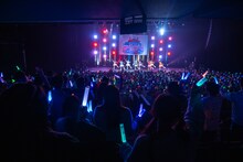 「私立恵比寿中学 Road to Kアリーナ『秋の5都市キャラバンツアー』」初日公演の様子。