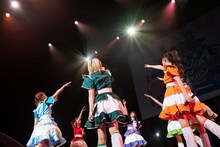 「私立恵比寿中学 Road to Kアリーナ『秋の5都市キャラバンツアー』」初日公演の様子。