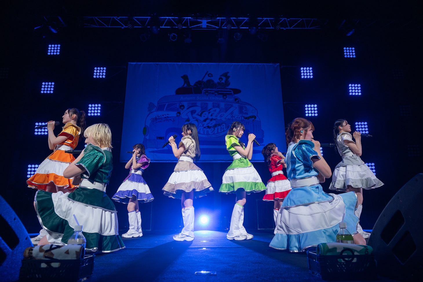 「私立恵比寿中学 Road to Kアリーナ『秋の5都市キャラバンツアー』」初日公演の様子。