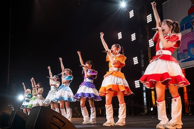 「私立恵比寿中学 Road to Kアリーナ『秋の5都市キャラバンツアー』」初日公演の様子。