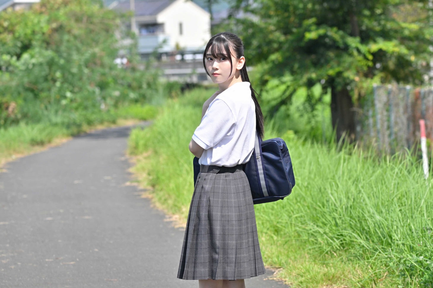 「路地裏ホテル」エピソード5「あのときの声」より山下瞳月。