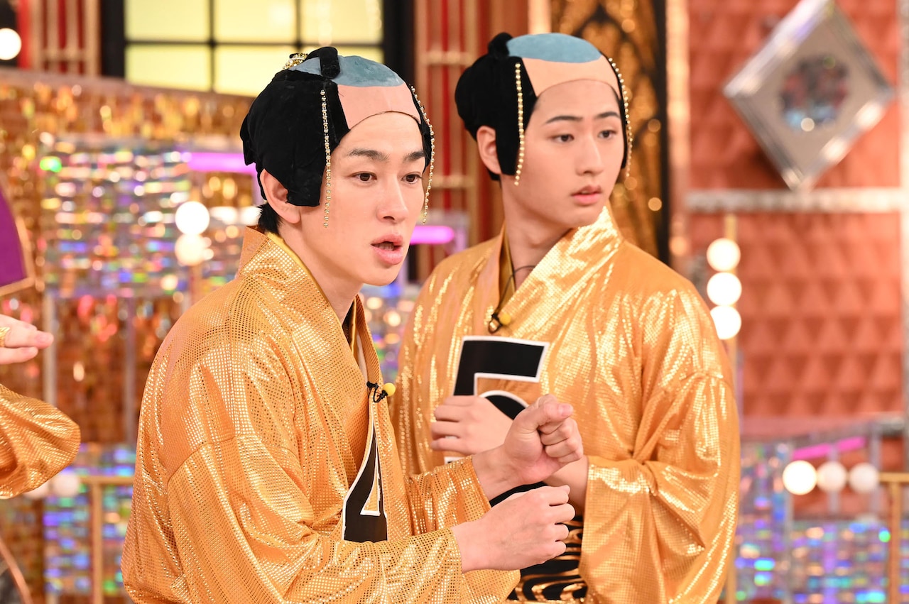 横山裕（SUPER EIGHT）と猪狩蒼弥（KEY TO LIT）。©︎日本テレビ