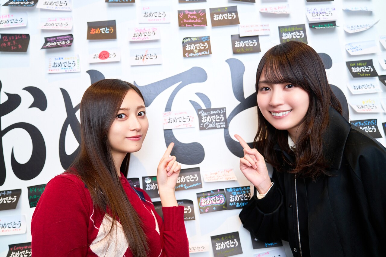 乃木坂46井上和&賀喜遥香が「エヴァ」30周年記念展に潜入、自身のエヴァ遍歴も明かす